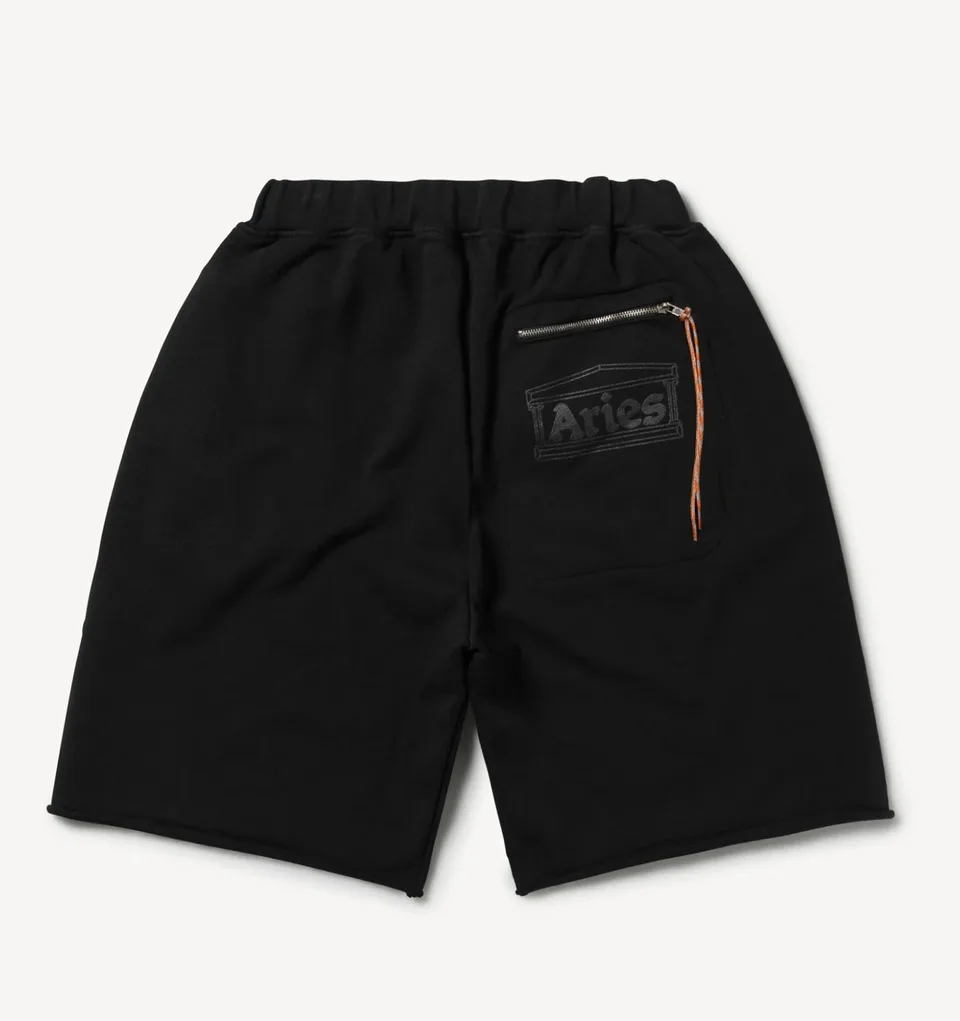 Aries Premium Temple Sweatshort Black